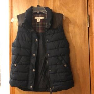 H & M Navy Puffer Vest